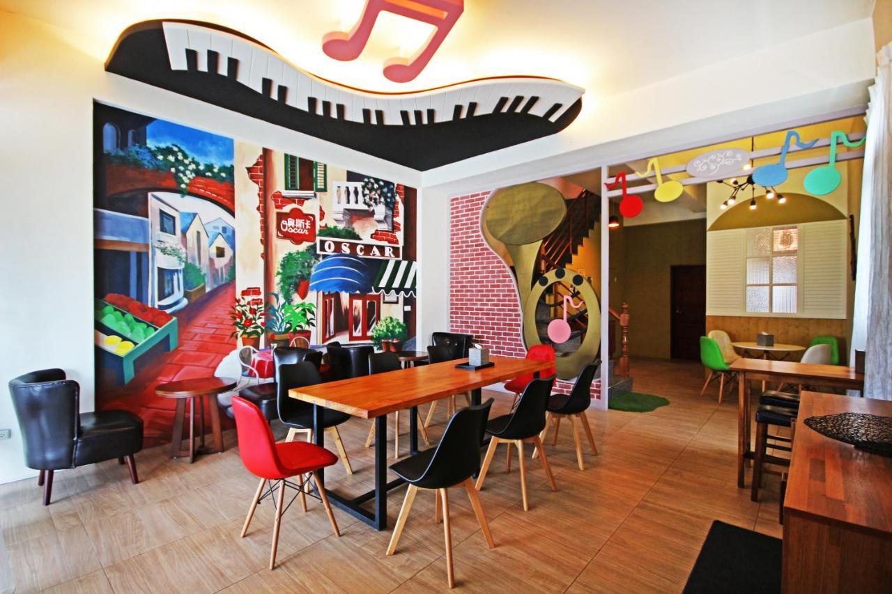 Fun Trip - Little Castle & Oscar B&B Taitung 외부 사진