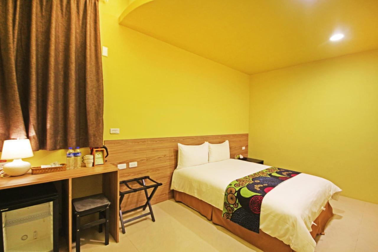 Fun Trip - Little Castle & Oscar B&B Taitung 외부 사진